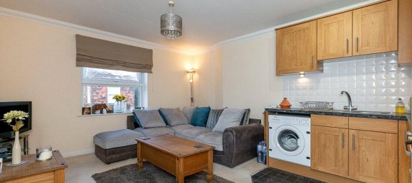 2 bedrooms Apartment in Reigate, United Kingdom No. 12304 4