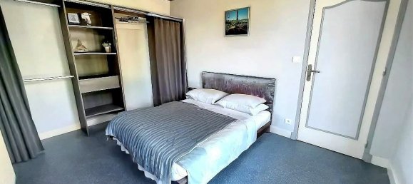 4 bedrooms House in Estillac, France No. 108372 5