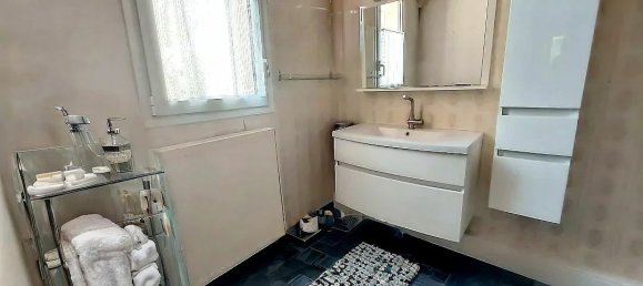 4 bedrooms House in Estillac, France No. 108372 6