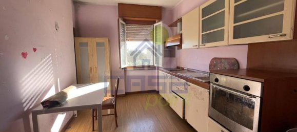 4 rooms Apartment in Lodi Vecchio, Italy No. 30874 10