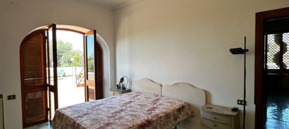 15-salle Villa à Civitavecchia, Italy No. 293358 32