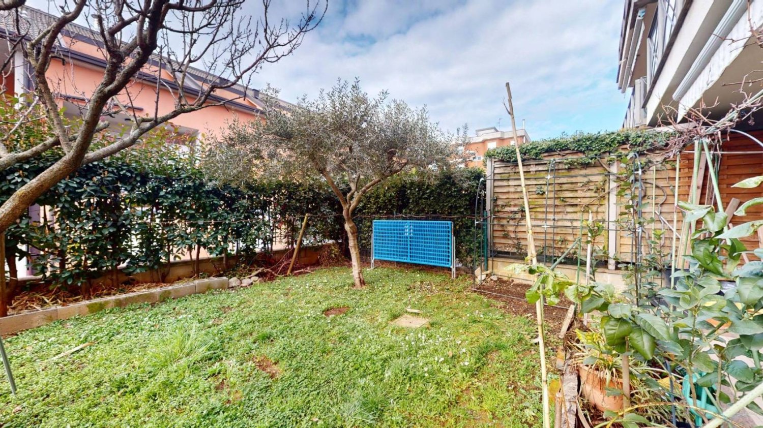 2 bedrooms Apartment in Verano Brianza, Italy No. 149121