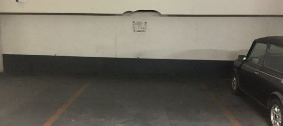  Parking in Saint-Cloud, France No. 334401 2