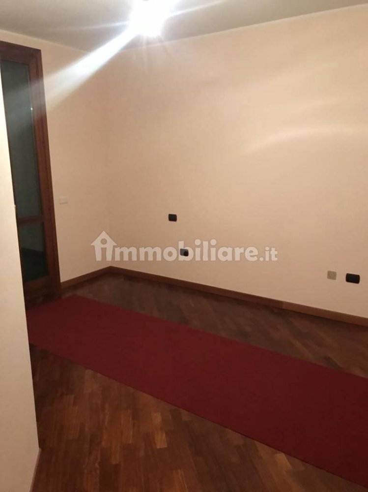2 bedrooms Duplex in Rolo, Italy No. 114900