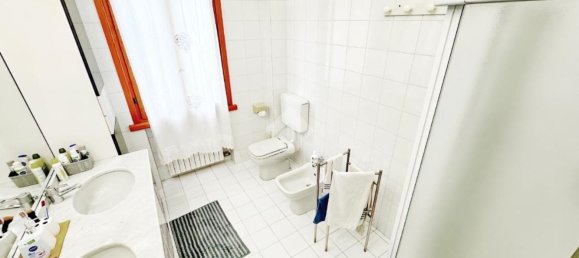 Apartamento de 3 divisões em Parma, Italy N.º 280195 21