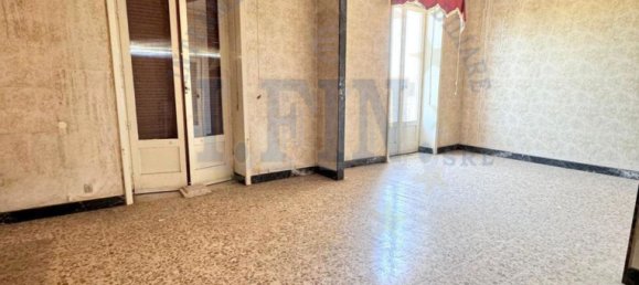 8-salle Maison à Trecastagni, Italy No. 296626 5