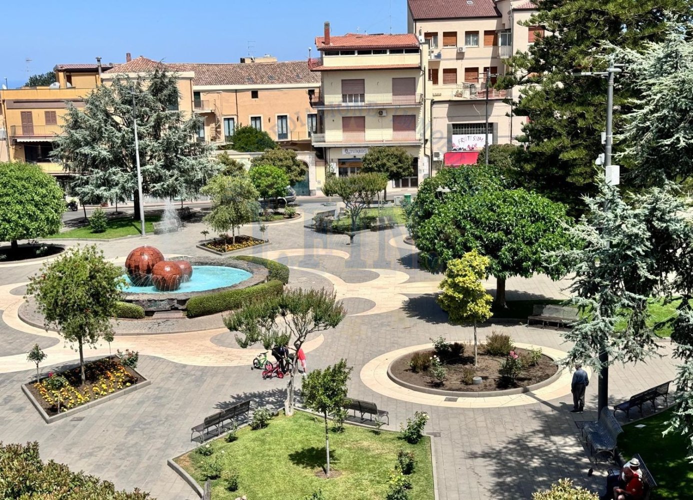 8-salle Maison à Trecastagni, Italy No. 296626