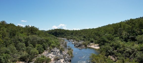 Terrain à Rossville, Australia 515000m² No. 50 3