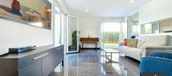 Замки и поместья с 6 спальнями в Монделанж, Франция № 337675 3