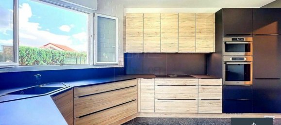 Замки и поместья с 6 спальнями в Монделанж, Франция № 337675 7