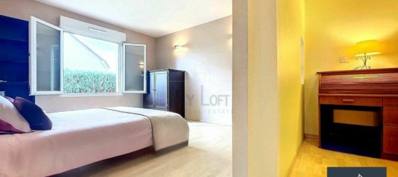 Замки и поместья с 6 спальнями в Монделанж, Франция № 337675 13