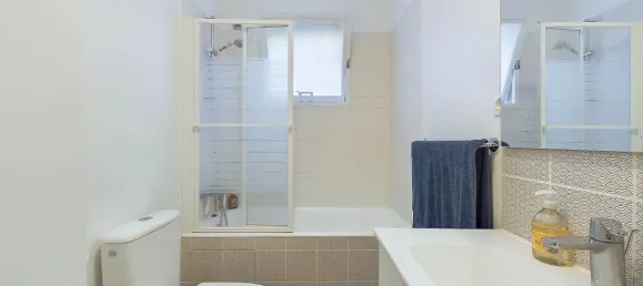 2 bedrooms Apartment in Paris, France No. 165741 13