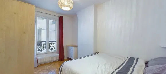 2 bedrooms Apartment in Paris, France No. 165741 10