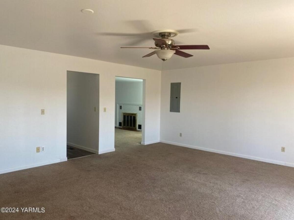 3 bedrooms House in Yakima, USA No. 408707