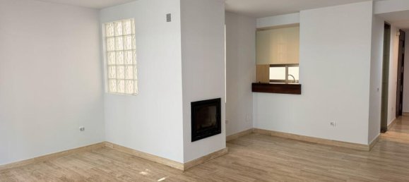 Apartamento de 3 dormitorios en Mijas, Spain No. 185314 3