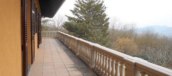 5 rooms Castles in Camino, Italy No. 228184 13