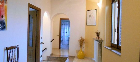 5 rooms Castles in Camino, Italy No. 228184 8