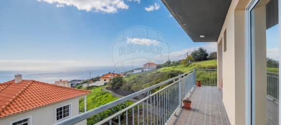3 bedrooms House in Calheta, Portugal No. 168861 32