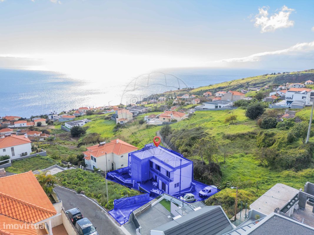 3 bedrooms House in Calheta, Portugal No. 168861