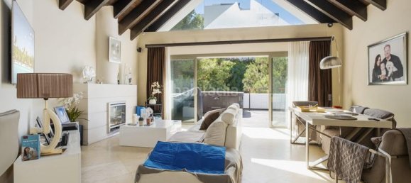 3 Schlafzimmer Penthouse in Malaga, Spain, Nr. 100921 4