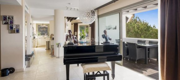 3 Schlafzimmer Penthouse in Malaga, Spain, Nr. 100921 12