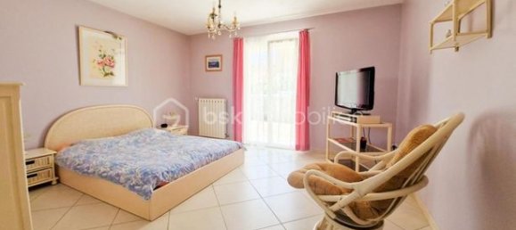 3 bedrooms Villa in Occitanie, France No. 279963 8