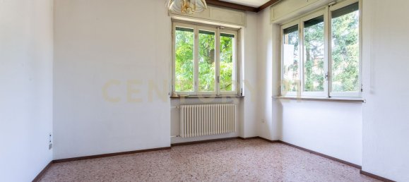 8-Zimmer Villa in Rescaldina, Italy, Nr. 310621 3