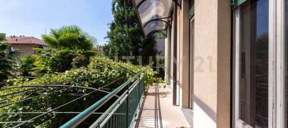 8-Zimmer Villa in Rescaldina, Italy, Nr. 310621 23