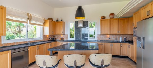 5 bedrooms Villa in Benahavis, Spain No. 139715 17