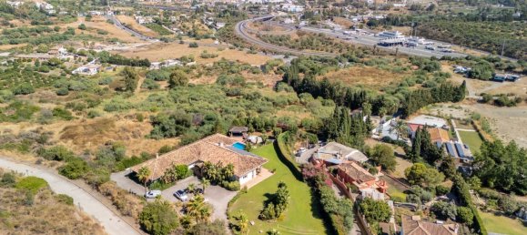 5 bedrooms Villa in Benahavis, Spain No. 139715 8