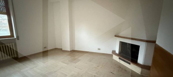 Apartamento de 5 divisões em Avezzano, Italy N.º 21767 21