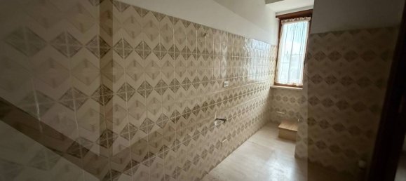 Apartamento de 5 divisões em Avezzano, Italy N.º 21767 56