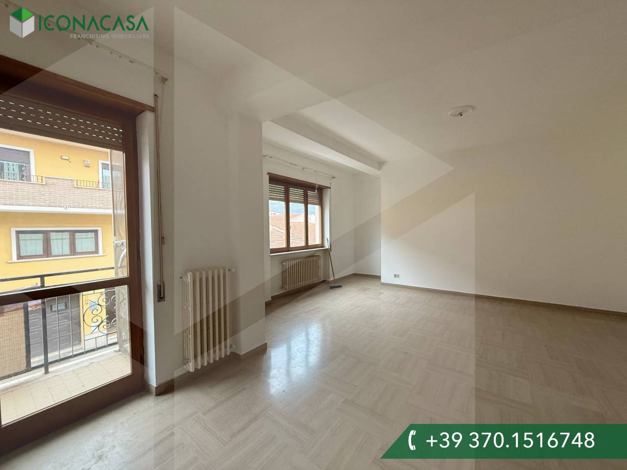Apartamento de 5 divisões em Avezzano, Italy N.º 21767