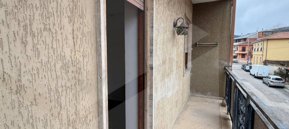 Apartamento de 5 divisões em Avezzano, Italy N.º 21767 46