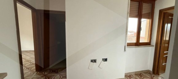 Apartamento de 5 divisões em Avezzano, Italy N.º 21767 43