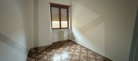 Apartamento de 5 divisões em Avezzano, Italy N.º 21767 37