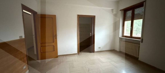 Apartamento de 5 divisões em Avezzano, Italy N.º 21767 9