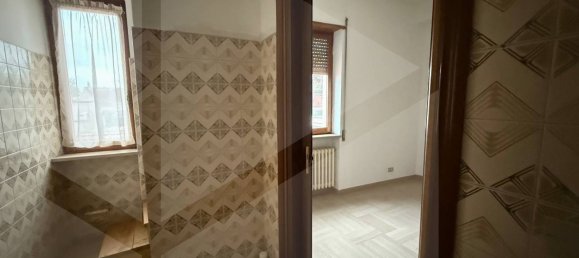 Apartamento de 5 divisões em Avezzano, Italy N.º 21767 55