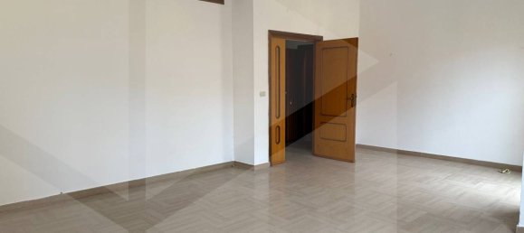 Apartamento de 5 divisões em Avezzano, Italy N.º 21767 7
