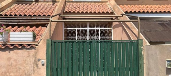 Дом с 3 спальнями в Фьюмичино, Италия № 377554 19