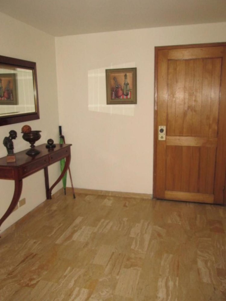 3 bedrooms House in Bogota, Colombia No. 10809