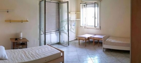 Apartamento de 6 habitaciónes en Catania, Italy No. 259697 13