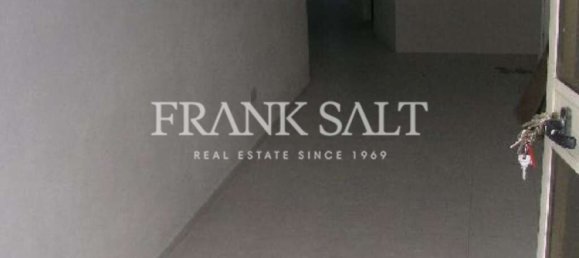 Oficina en Sliema, Malta 93 m² No. 12542 2