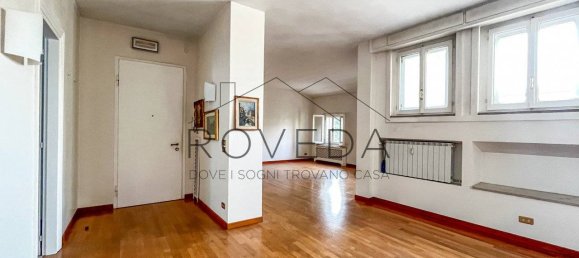 3 Schlafzimmer Penthouse in Treviso, Italy, Nr. 303008 2