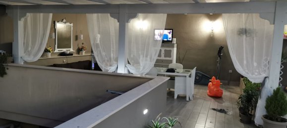 7 rooms Apartment in Marcianise, Italy No. 251856 30