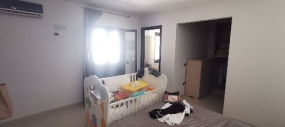 7 rooms Apartment in Marcianise, Italy No. 251856 6