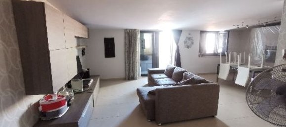 7 rooms Apartment in Marcianise, Italy No. 251856 13