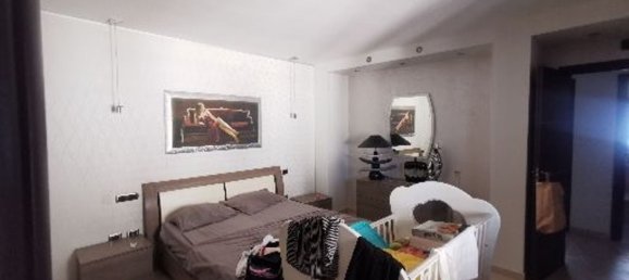 7 rooms Apartment in Marcianise, Italy No. 251856 5