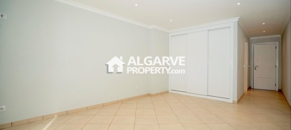 6 bedrooms Villa in Faro, Portugal No. 127400 5