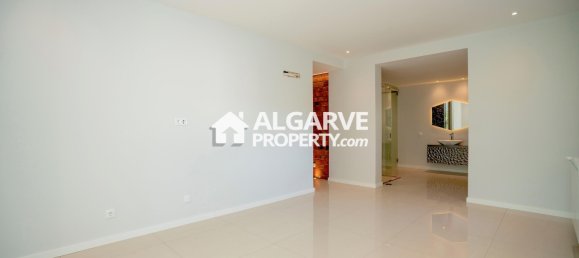 6 bedrooms Villa in Faro, Portugal No. 127400 29